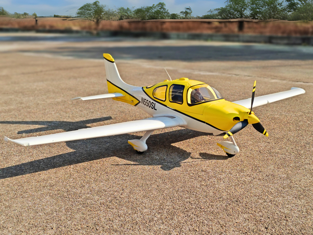 Dynam Cirrus SR22 V3 Trainer 3S/4S Yellow RC Beginner Scale Plane 1.4m w/ Flaps