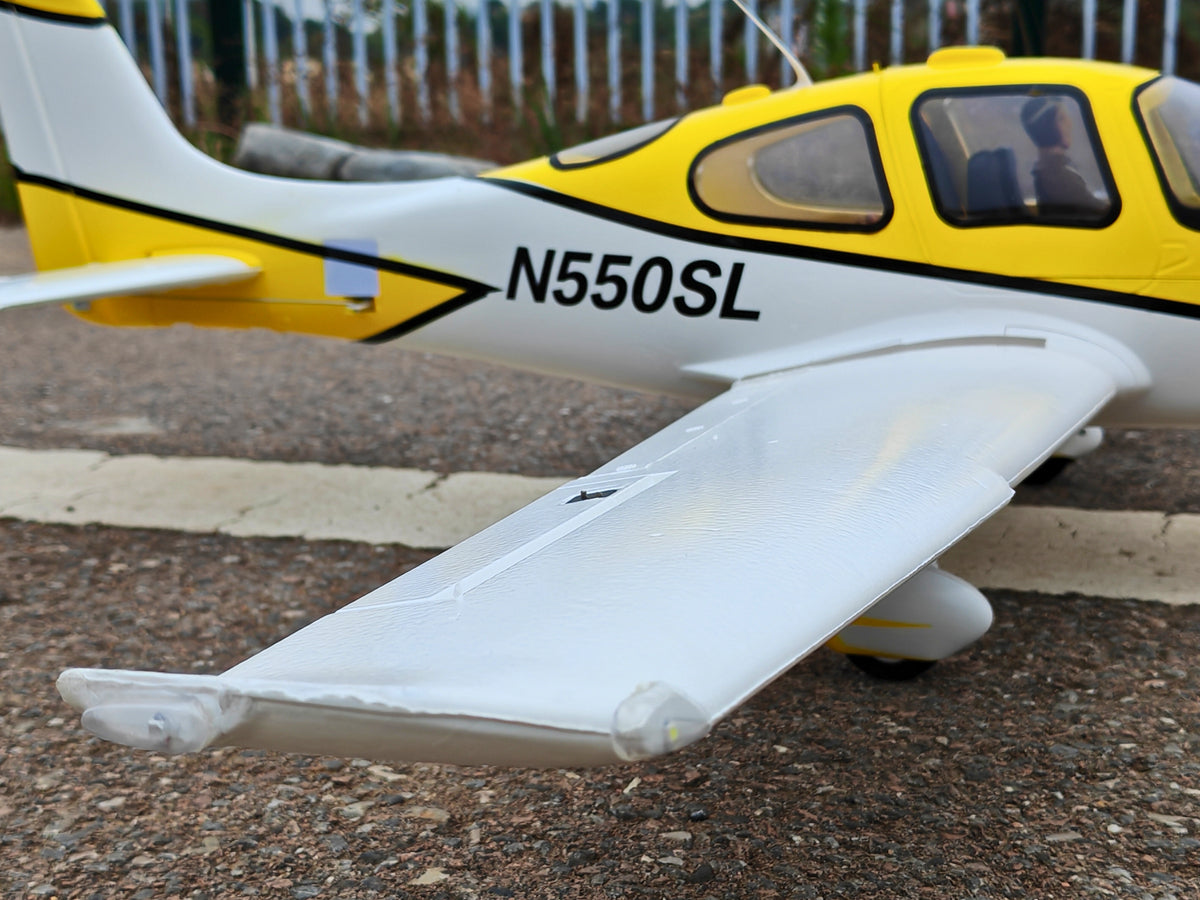 Dynam Cirrus SR22 V3 Trainer 4S Yellow RC Scale Plane 1400mm PNP BNF RTF DY8936YL