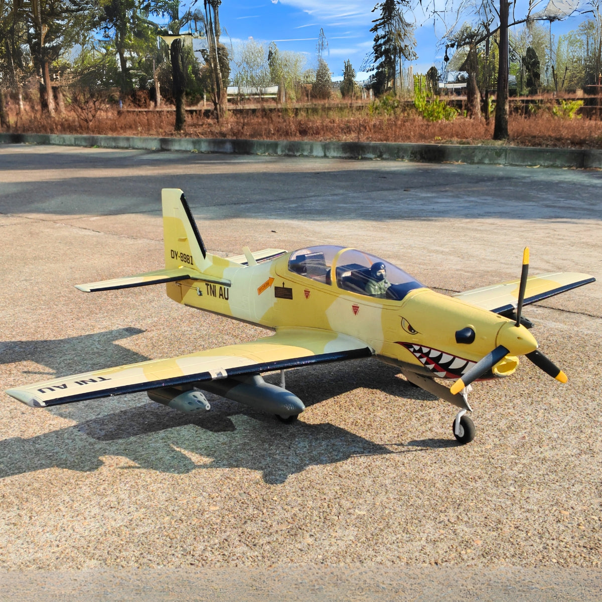 Dynam EMB-312 Tucano 4S Radio Controlled Scale Plane 1300mm Wingspan w/ Flaps DY8981