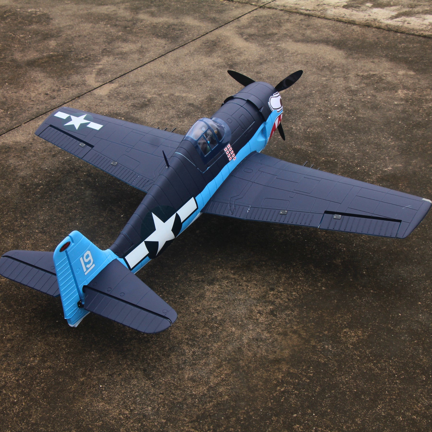 Dynam F6F Hellcat V2 4S RC Remote Control Warbird Airplane 1300mm Wingspan w/ Flaps DY8958